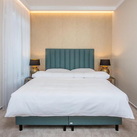 Pappas Hotel&Studio ปอดเยบราดิ ภายนอก รูปภาพ